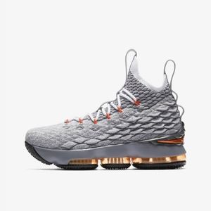 Lebron 15 Sneakers